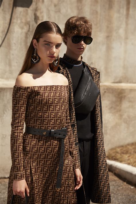 fendi moda